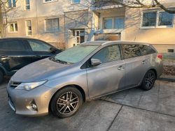 Braun Gebraucht 2015 Toyota Auris Touring Sports Kombi | 10.500 € (Fairer Preis)