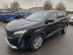 Schwarz Gebraucht 2023 Peugeot 5008 Active SUV | 16.940 € (Guter Preis)