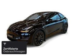 Solid black Gebraucht 2022 Tesla Model Y Performance SUV | 36.500 € (Fairer Preis)