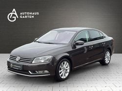 Braun Gebraucht 2011 VW Passat Highline Limousine | 6.250 € (Guter Preis)