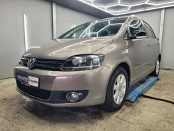 Braun Gebraucht 2011 VW Golf Plus Style Van / Kleinbus | 7.950 € (Fairer Preis)