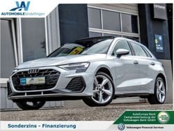 Weiß Gebraucht 2024 Audi A3 S-Line Limousine | 37.900 € (Guter Preis)