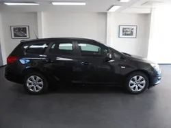 Schwarz Gebraucht 2015 Opel Astra Style Kombi | 7.900 € (Fairer Preis)