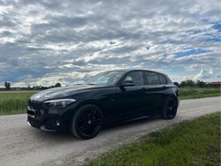 Schwarz Gebraucht 2017 BMW 120 Sport Line Kleinwagen | 22.222 € (Teuer)
