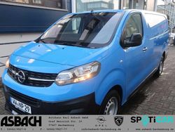 Blau Gebraucht 2023 Opel Vivaro Van | 26.990 € (Fairer Preis)