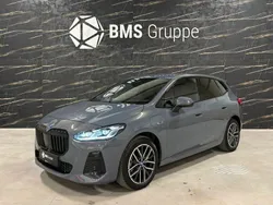 Sparkling kupfergrau metallic Gebraucht 2022 BMW 225 Active Tourer M Sport Van / Kleinbus | 36.990 € (Etwas zu teuer)