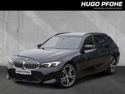 Black sapphire metallic Gebraucht 2024 BMW 330 M Sport Kombi | 49.470 € (Guter Preis)