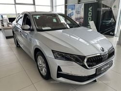 Brillantsilber Neu 2025 Skoda Octavia Selection Limousine | 27.965 € (Guter Preis)