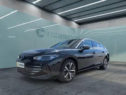Gebraucht 2024 VW Passat Kombi | 42.449 € (Guter Preis)
