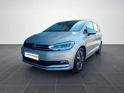 Beige Gebraucht 2024 VW Touran Highline Van / Kleinbus | 41.908 € (Teuer)