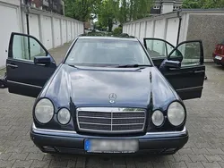 Gebraucht 1996 Mercedes E230 Limousine | 2.350 € (Fairer Preis)