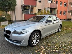 Silber Gebraucht 2012 BMW 520 Limousine | 10.900 € (Guter Preis)