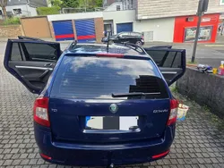 Blau Gebraucht 2012 Skoda Octavia Elegance Kombi | 4.250 € (Superpreis)