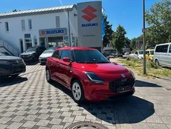 Rot Gebraucht 2024 Suzuki Swift Comfort Limousine | 18.990 € (Fairer Preis)