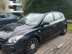 Schwarz Gebraucht 2010 Hyundai i30 Kleinwagen | 1.600 € (Guter Preis)
