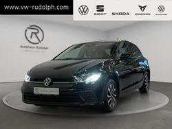 Deep black perleffekt (metallic) Gebraucht 2023 VW Polo Active Kleinwagen | 19.950 € (Fairer Preis)