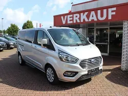 Moondust silver Gebraucht 2023 Ford Tourneo Custom Titanium Van / Kleinbus | 41.990 € (Etwas zu teuer)