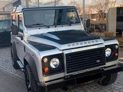 Silber Gebraucht 2015 Land Rover Defender SUV | 57.890 € (Fairer Preis)