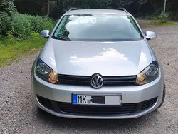 Silber Gebraucht 2010 VW Golf VI Comfortline Kombi | 2.900 € (Fairer Preis)
