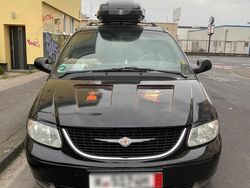 Schwarz Gebraucht 2002 Chrysler Grand Voyager Van / Kleinbus | 3.800 €