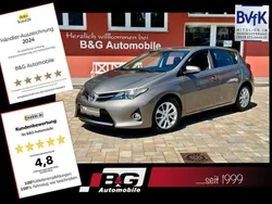 Braun Gebraucht 2014 Toyota Auris Life+ Limousine | 10.900 € (Fairer Preis)