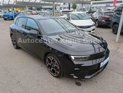 Diamond black (metallic) Gebraucht 2022 Opel Astra GS Line Limousine | 19.880 € (Etwas zu teuer)