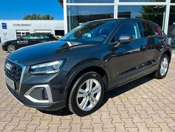 Grau Gebraucht 2023 Audi Q2 Sport SUV | 28.490 € (Etwas zu teuer)