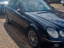 Blau Gebraucht 2008 Mercedes E320 Elegance Limousine | 5.700 € (Fairer Preis)