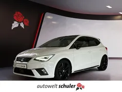 Weiß Gebraucht 2022 Seat Ibiza Black Edition Limousine | 20.880 € (Fairer Preis)