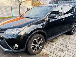 Schwarz Gebraucht 2014 Toyota RAV4 SUV | 14.399 € (Fairer Preis)