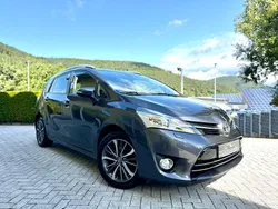 Grau Gebraucht 2016 Toyota Verso Executive Van / Kleinbus | 14.990 € (Fairer Preis)