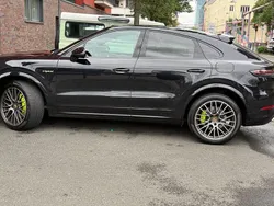 Schwarz Gebraucht 2022 Porsche Cayenne SUV | 73.900 € (Superpreis)
