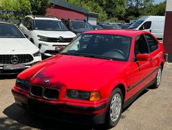 Rot Gebraucht 1995 BMW 316 | 2.950 €