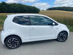 Weiß Gebraucht 2018 VW up! Kleinwagen | 7.150 € (Fairer Preis)
