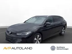Schwarz Gebraucht 2024 VW Passat Business Kombi | 39.460 € (Teuer)