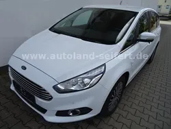 Weiß Gebraucht 2019 Ford S-MAX Titanium Van / Kleinbus | 10.950 € (Superpreis)
