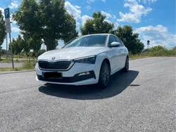 Weiß Gebraucht 2020 Skoda Scala Drive Kleinwagen | 14.700 € (Superpreis)
