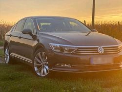 Braun Gebraucht 2016 VW Passat Limousine | 11.500 € (Superpreis)
