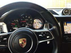 Grau Gebraucht 2016 Porsche Macan GTS SUV | 33.333 € (Fairer Preis)