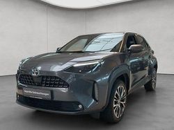 Grau Gebraucht 2022 Toyota Yaris Cross Elegant SUV | 23.750 € (Fairer Preis)