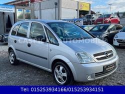 Silber Gebraucht 2004 Opel Meriva Basis Van / Kleinbus | 1.390 € (Guter Preis)