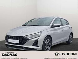 Grau Gebraucht 2025 Hyundai i20 Trend Limousine | 19.990 € (Etwas zu teuer)
