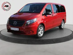 Rot Gebraucht 2019 Mercedes Vito Edition Van / Kleinbus | 30.980 € (Fairer Preis)