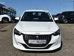Weiß Gebraucht 2022 Peugeot 208 Kleinwagen | 12.500 € (Superpreis)