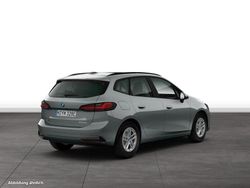 Skyscraper grau metallic Gebraucht 2024 BMW 225 Active Tourer Luxury Line Van / Kleinbus | 41.994 € (Etwas zu teuer)
