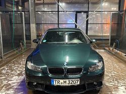 Grün Gebraucht 2007 BMW 320 M Sport Coupé | 11.000 € (Teuer)