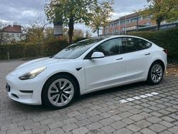 Weiß Gebraucht 2023 Tesla Model 3 Limousine | 31.400 € (Fairer Preis)
