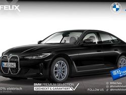 Black sapphire Gebraucht 2023 BMW i4 Sport Line Limousine | 39.880 € (Fairer Preis)