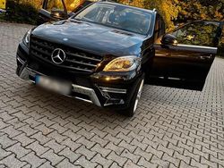 Schwarz Gebraucht 2013 Mercedes ML350 SUV | 17.500 € (Guter Preis)