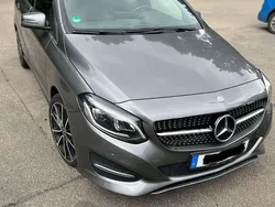 Grau Gebraucht 2015 Mercedes B220 Style Van / Kleinbus | 15.800 € (Fairer Preis)